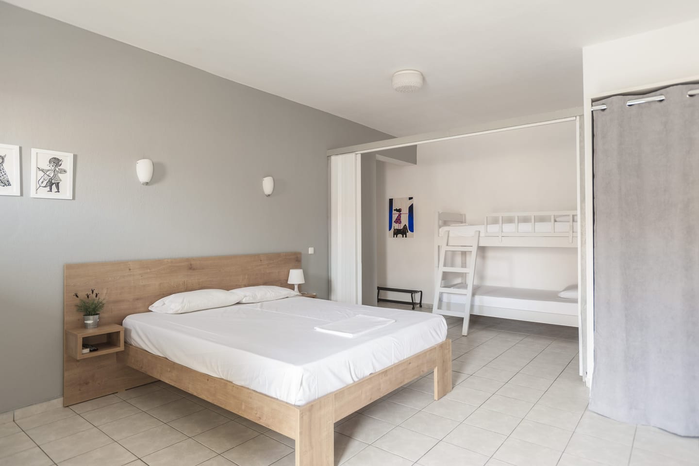 Large studio with double bed and bunk bed